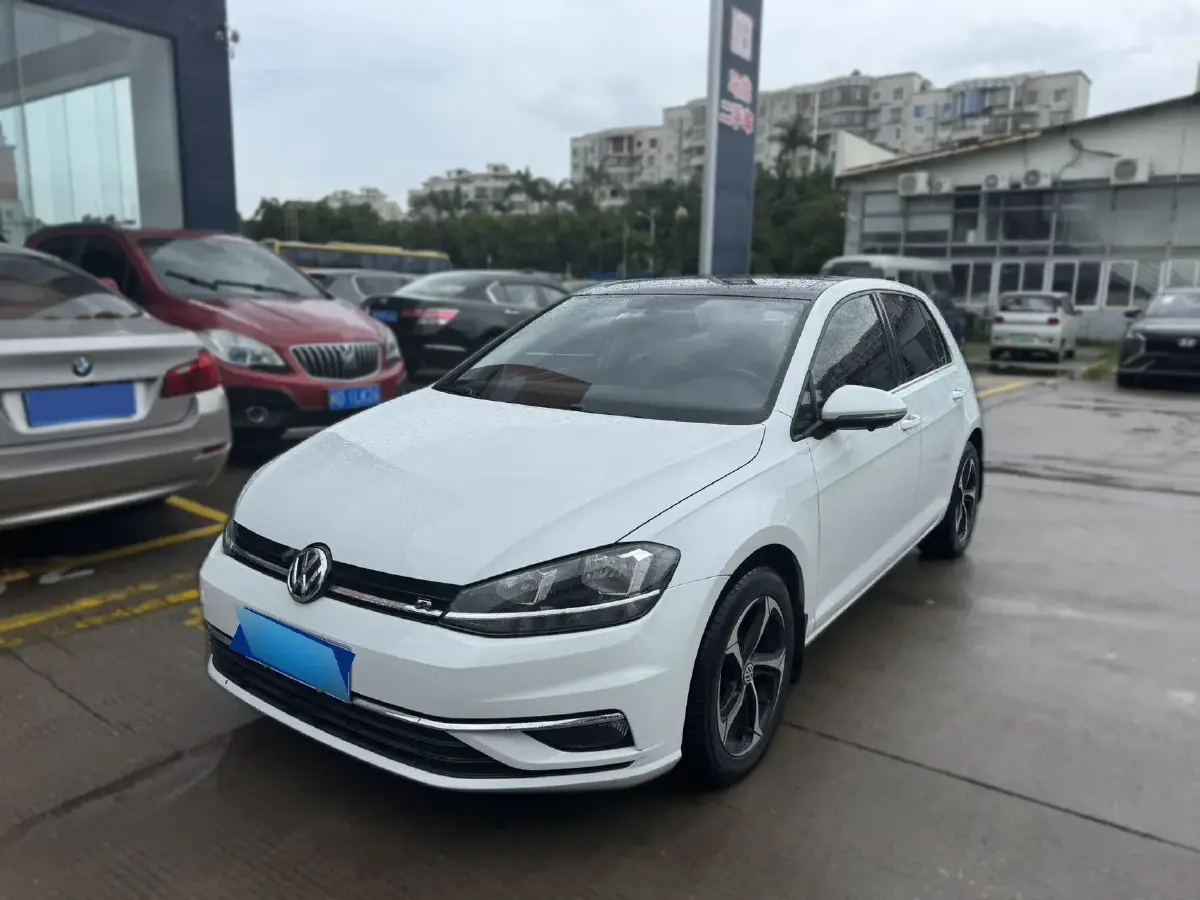 2019 Volkswagen Golf 1.4T 150HP L4 7DCT