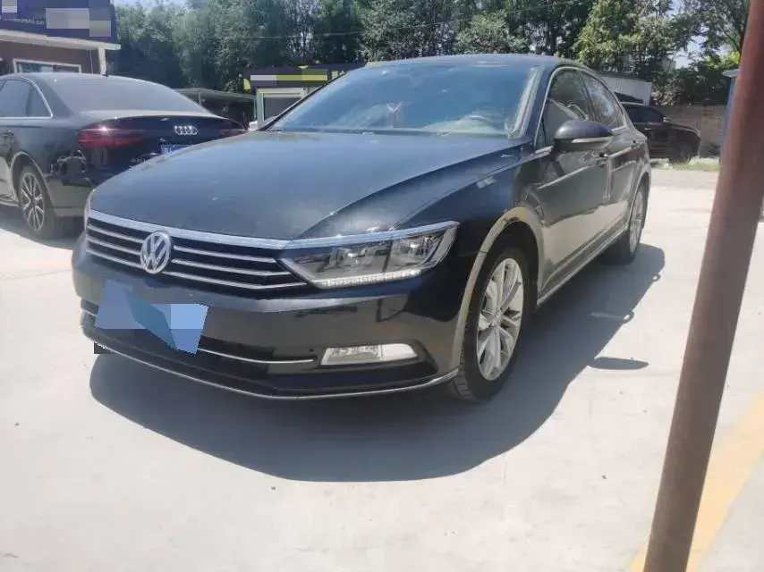 2018 Volkswagen Magotan 2.0T 220HP L4 7DCT