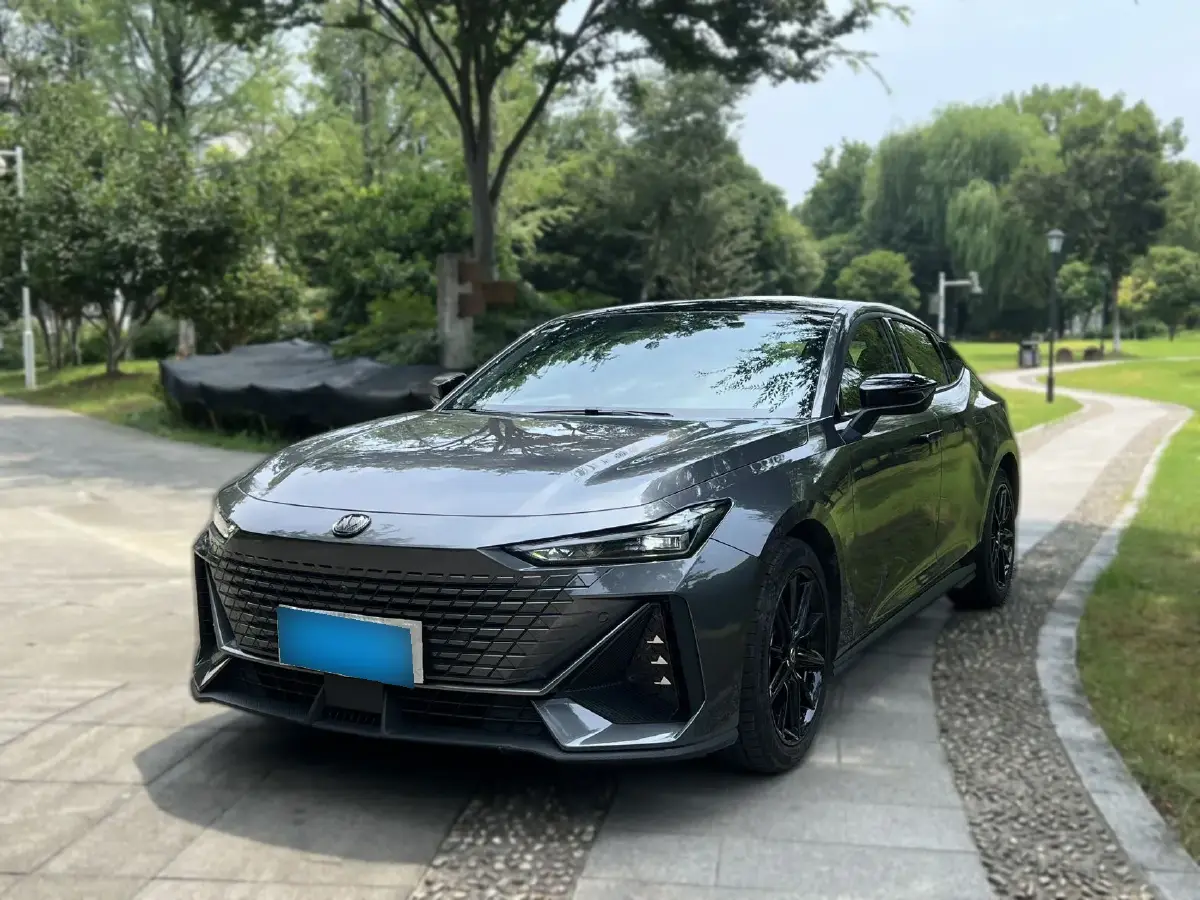 2024 ChangAn UNI-V 1.5T 188HP L4 7DCT