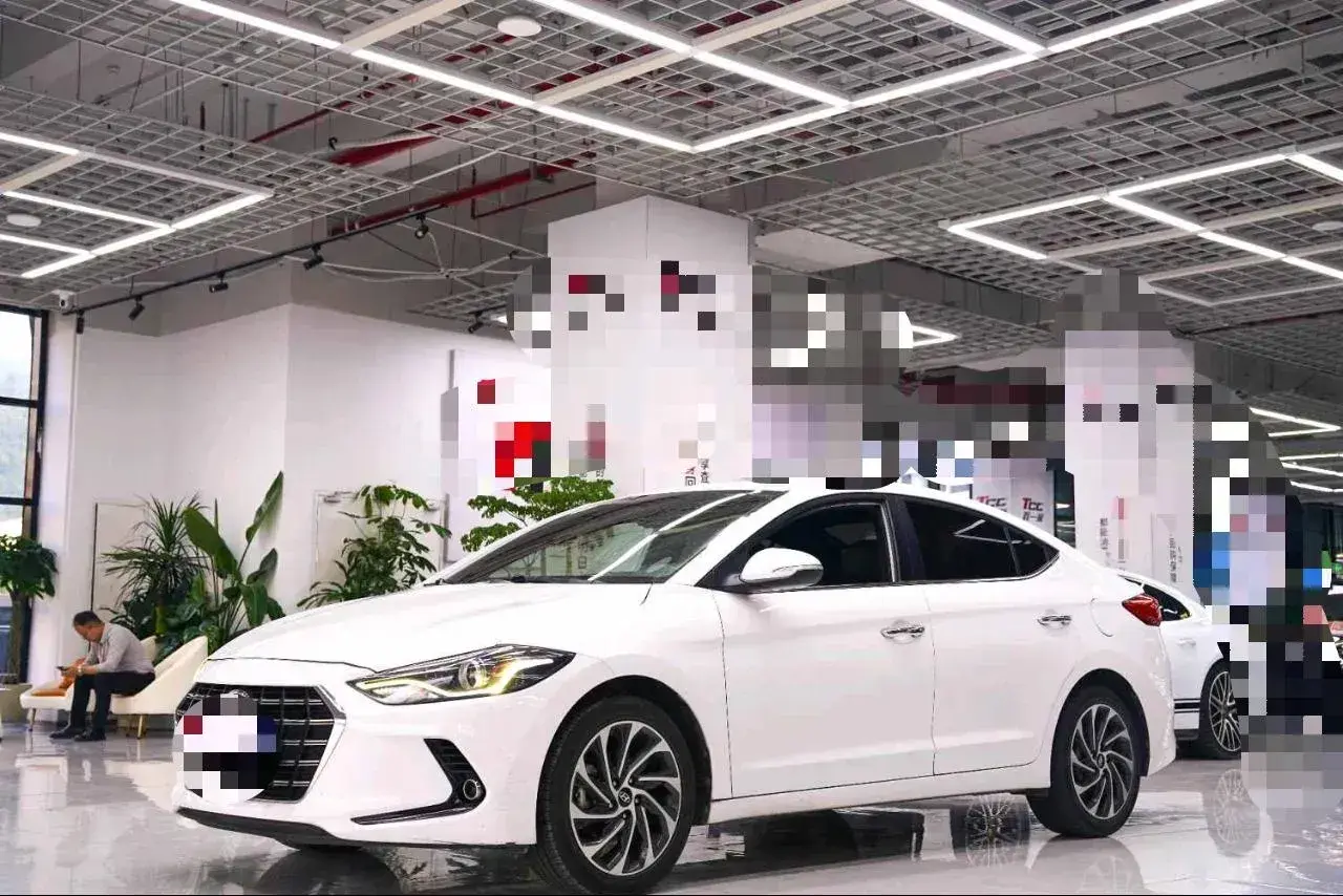 2019 Hyundai Elantra 1.4T 130HP L4 7DCT