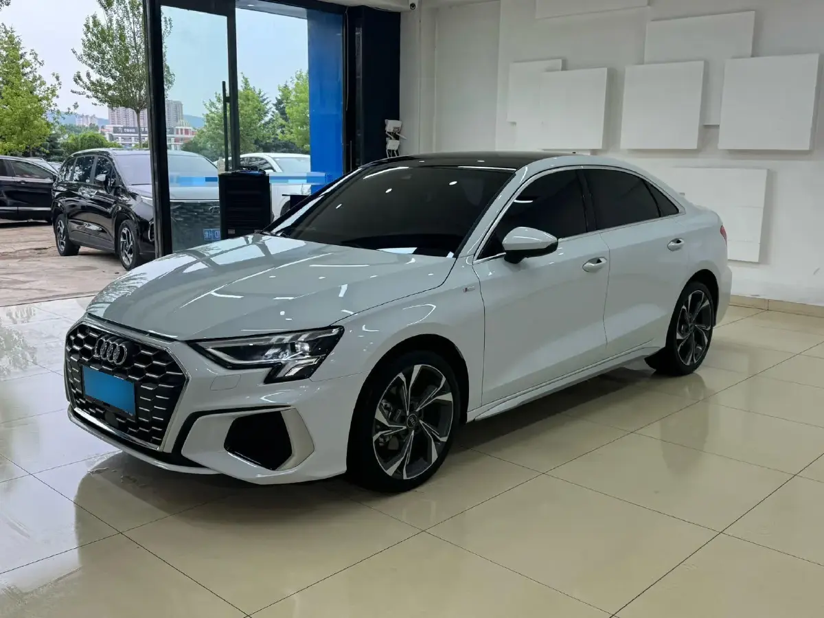 2022 Audi A3 1.4T 150HP L4 7DCT