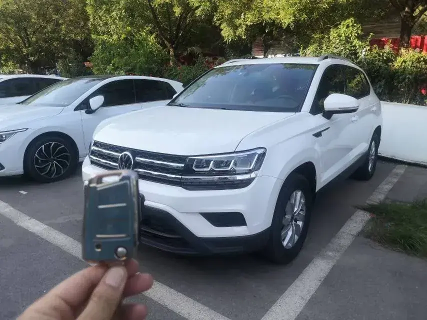 2021 Volkswagen Tharu 1.4T 150HP L4 7DCT