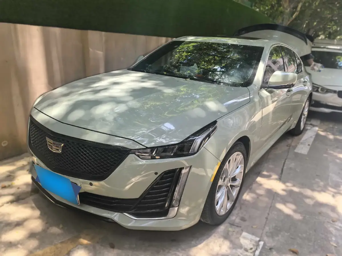 2020 Cadillac CT5 2.0T 237HP L4 10AT