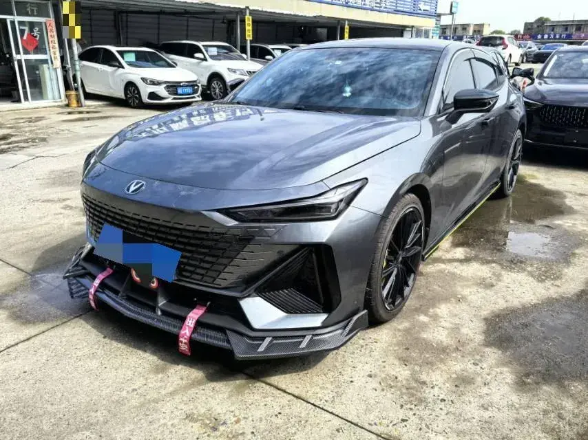 2022 ChangAn UNI-V 1.5T 188HP L4 7DCT