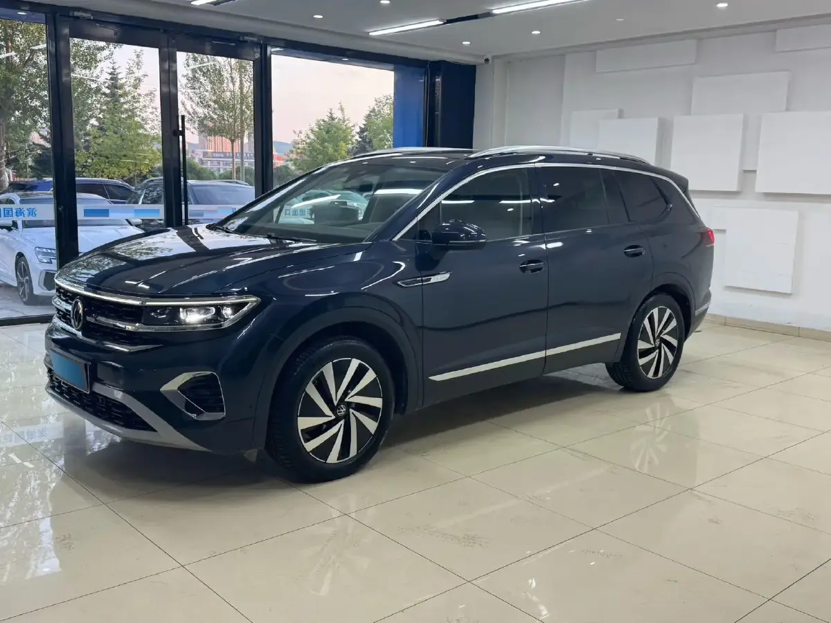 2021 Volkswagen Talagon 2.0T 220HP L4 7DCT