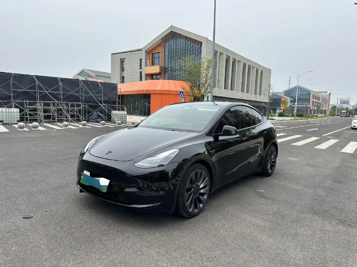 2024 Tesla Model Y BEV 78.4KWH