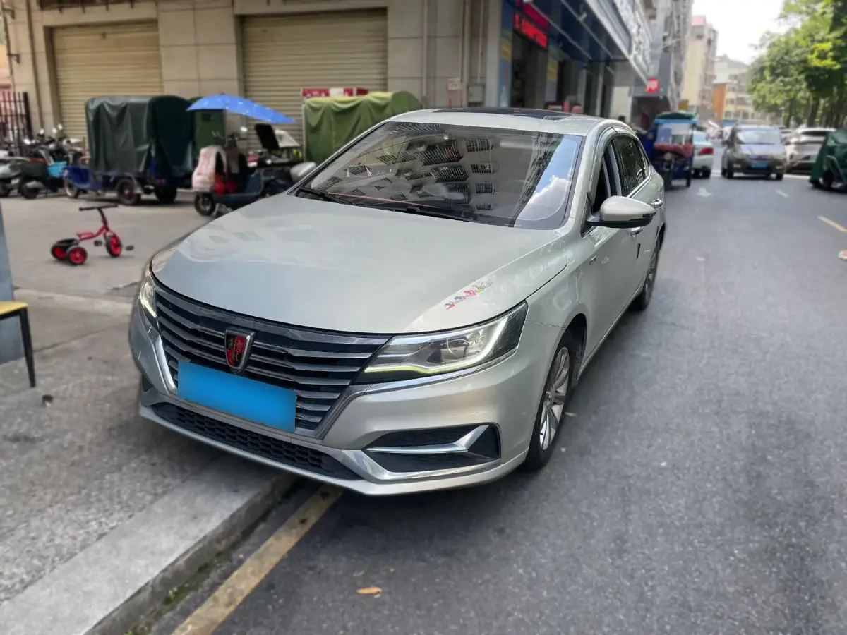 2017 Roewe i6 1.0T 125HP L3 2AT PHEV
