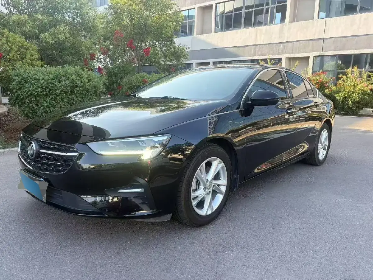 2020 Buick Regal 1.5T 169HP L4 9AT