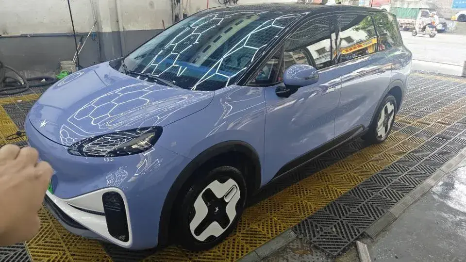 2023 ARCFOX KAOLA BEV 58.8KWH