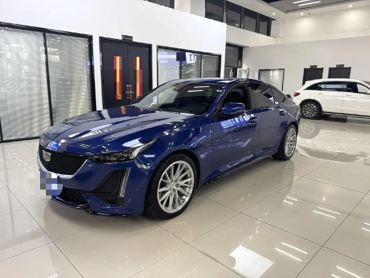 2020 Cadillac CT5 2.0T 241HP L4 10AT