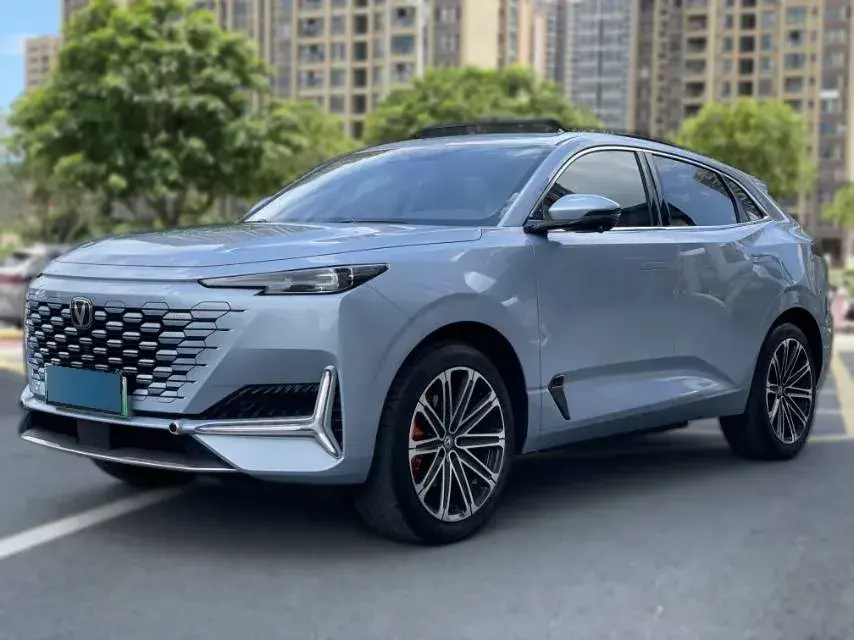 2023 ChangAn UNI-K iDD 1.5T 170HP L4 6TCT PHEV 28.39KWH