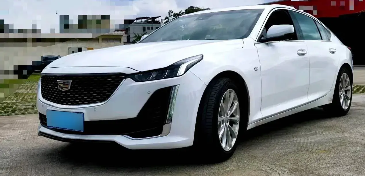 2022 Cadillac CT5 2.0T 237HP L4 10AT