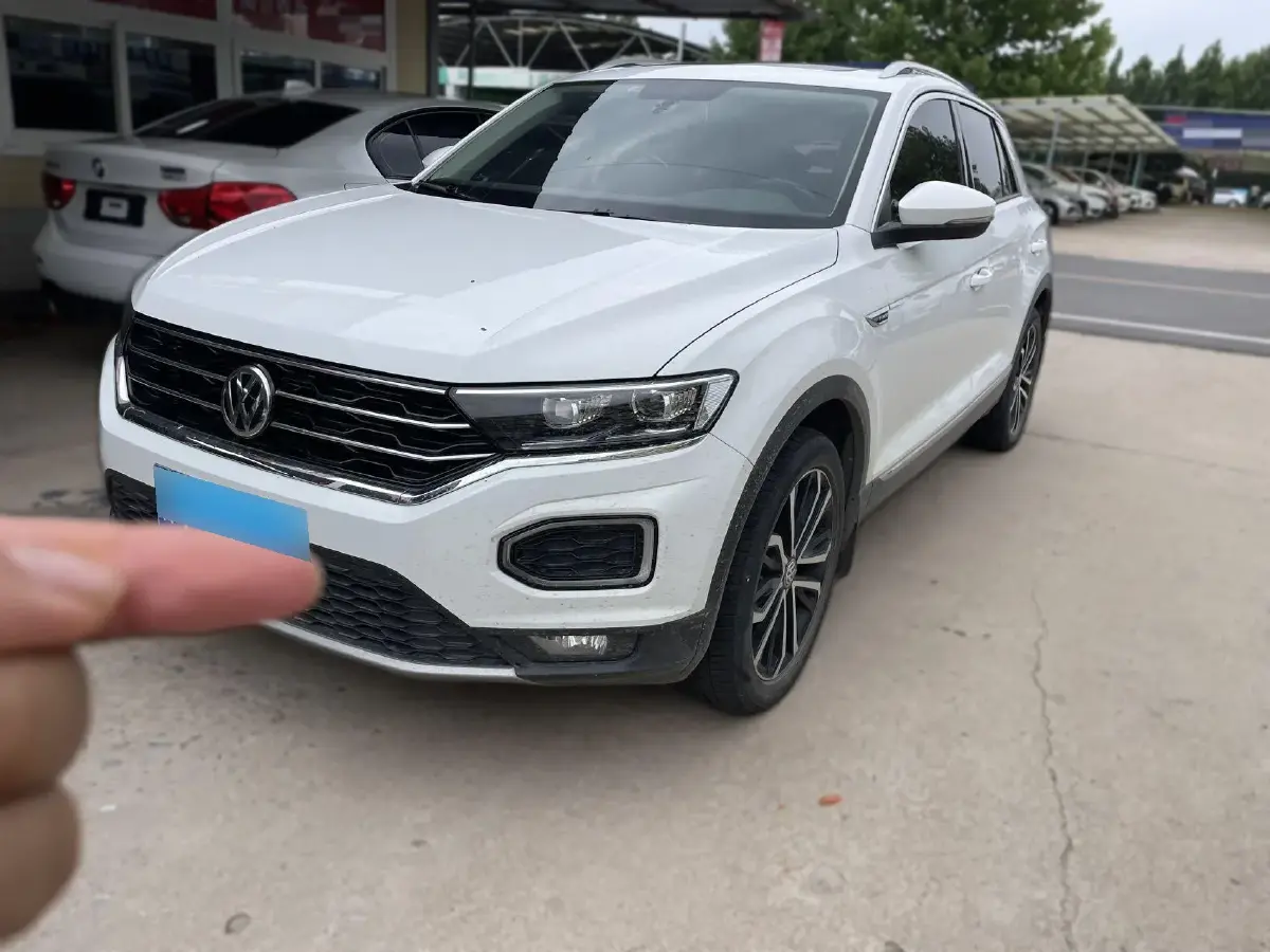 2020 Volkswagen T-Roc 1.4T 150HP L4 7DCT