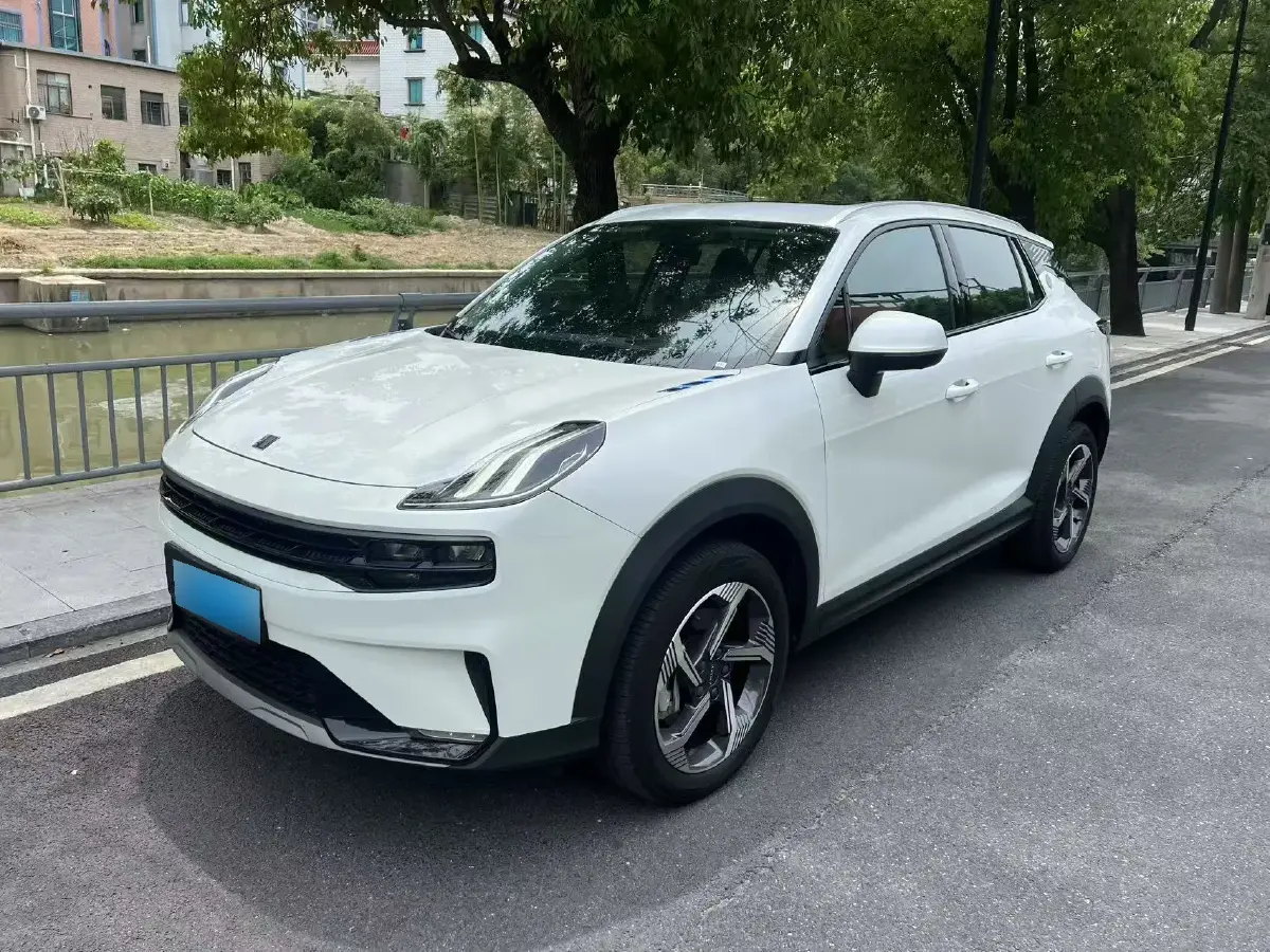2022 LYNK&CO 06 EM-P 1.5T 177HP L3 7DCT PHEV 15.5KWH