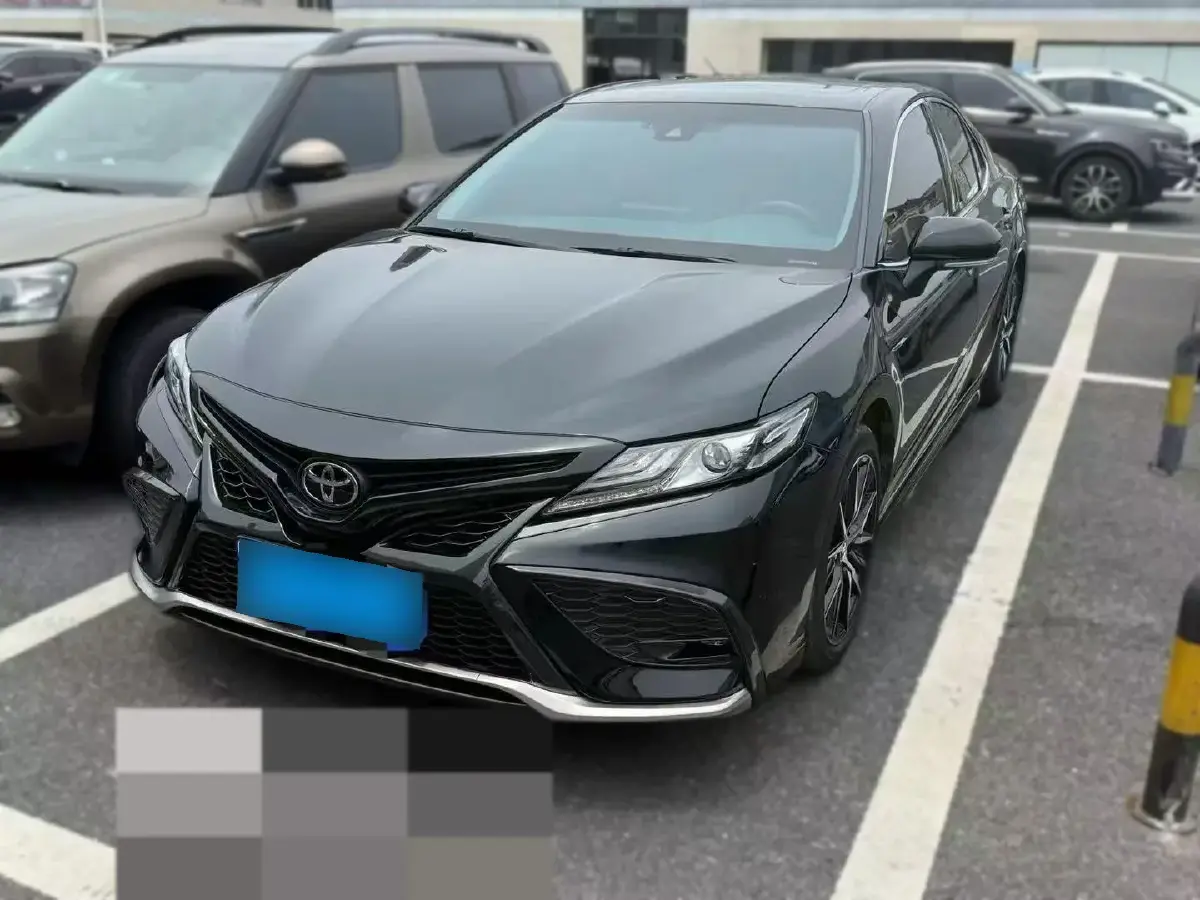 2021 Toyota Camry 2.5L 209HP L4 8AT