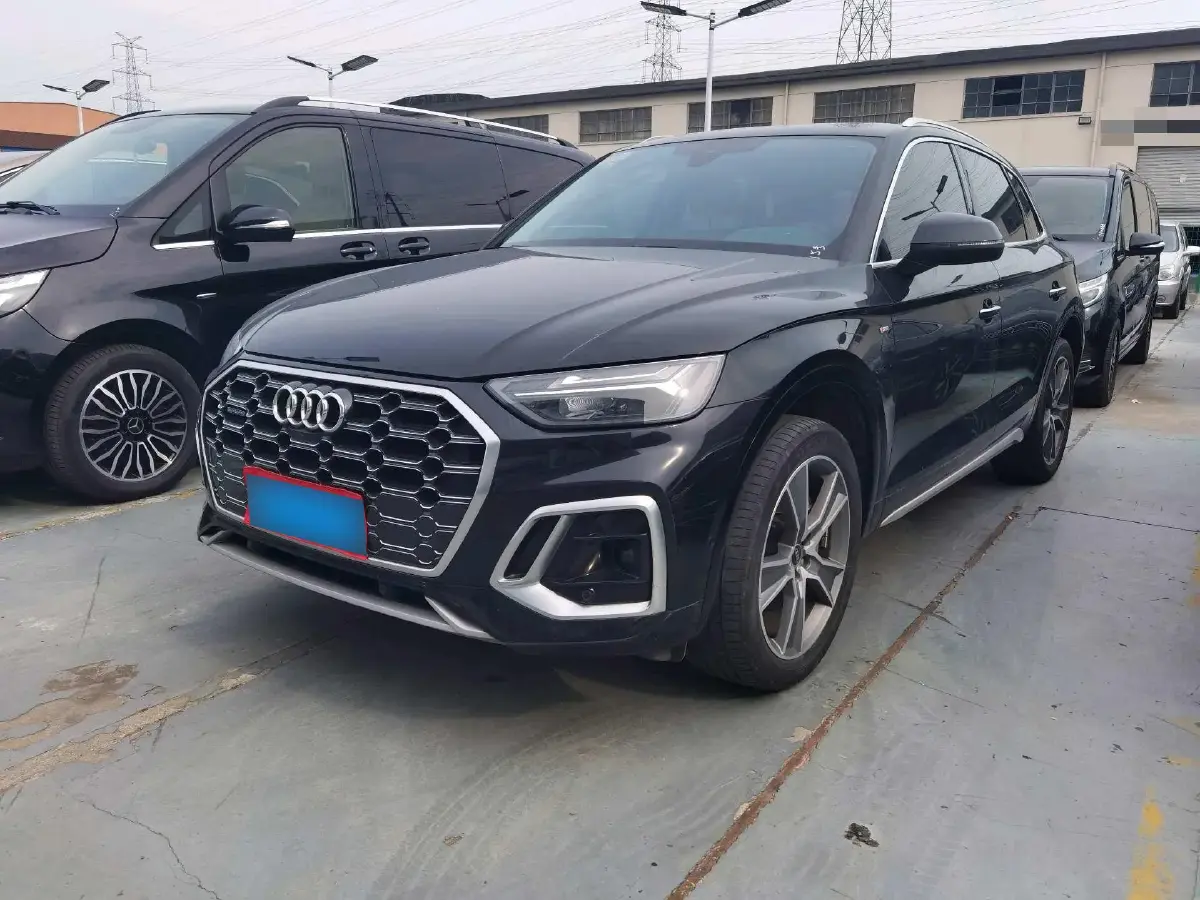 2021 Audi Q5L 2.0T 190HP L4 7DCT