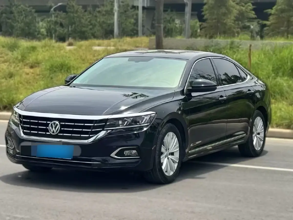 2020 Volkswagen Passat 2.0T 186HP L4 7DCT
