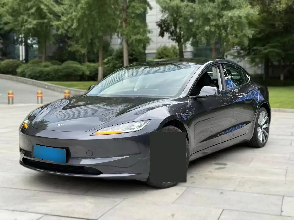 2023 Tesla Model 3 BEV 60KWH