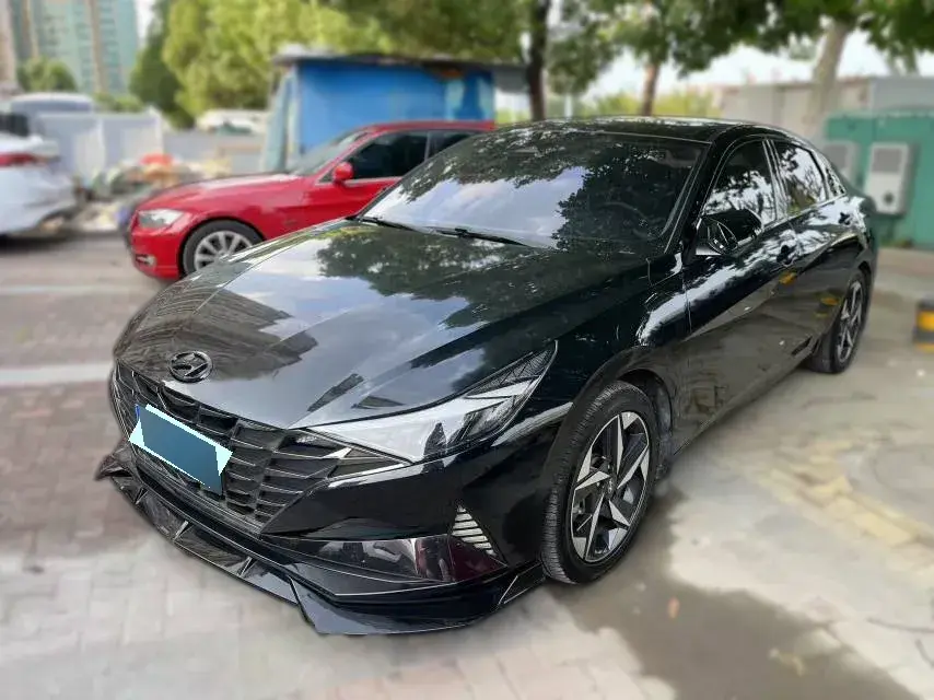 2022 Hyundai Elantra 1.5L 115HP L4 CVT