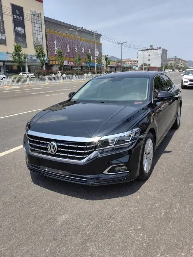 2019 Volkswagen Passat 2.0T 186HP L4 7DCT