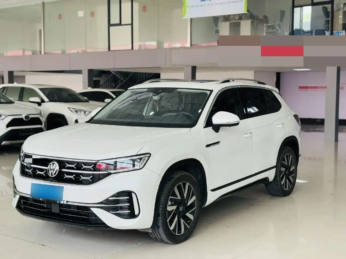 2023 Volkswagen Tayron 2.0T 220HP L4 7DCT