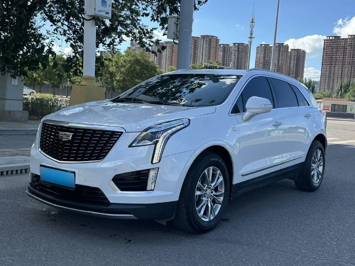 2020 Cadillac XT5 2.0T 241HP L4 9AT