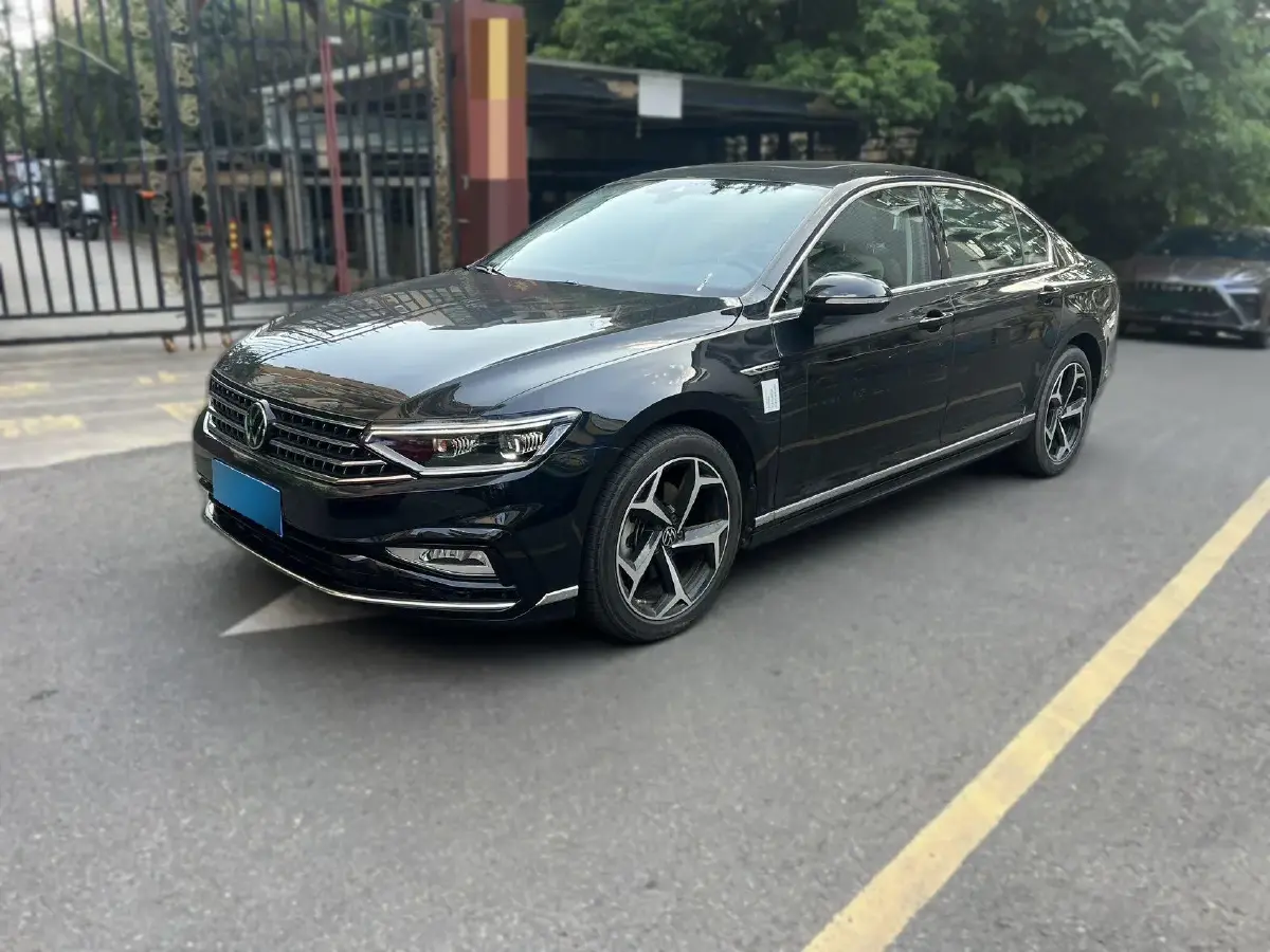 2023 Volkswagen Magotan 2.0T 186HP L4 7DCT