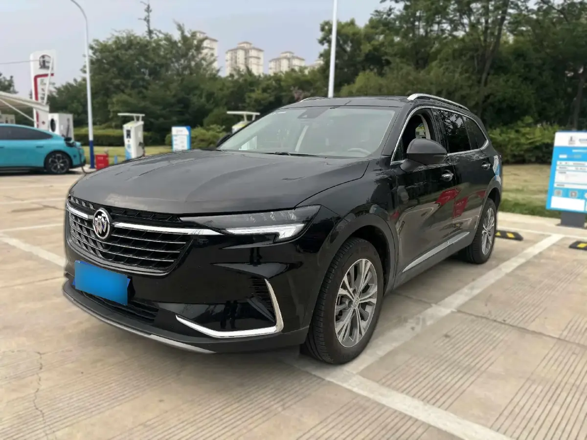 2023 Buick EnvisionPlus 2.0T 237HP L4 9AT