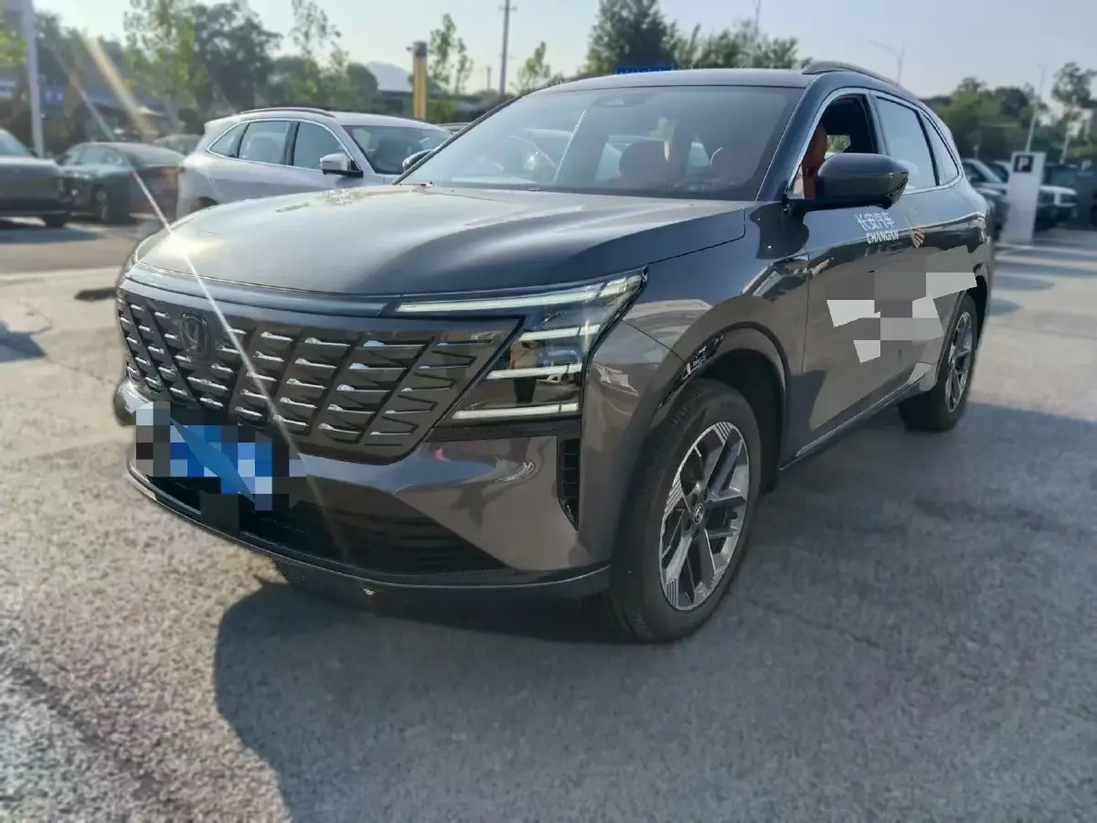 2025 ChangAn CS75 Plus 1.5T 192HP L4 8AT