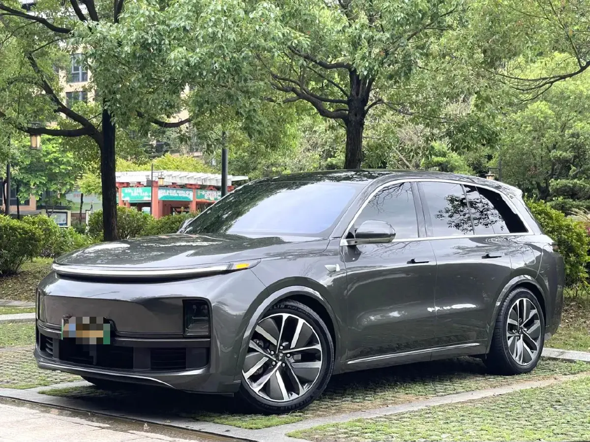 2023 Li L8 Range Extended 154HP REEV 40.9KWH