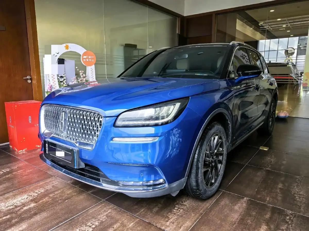 2020 Lincoln Corsair 2.0T 245HP L4 8AT