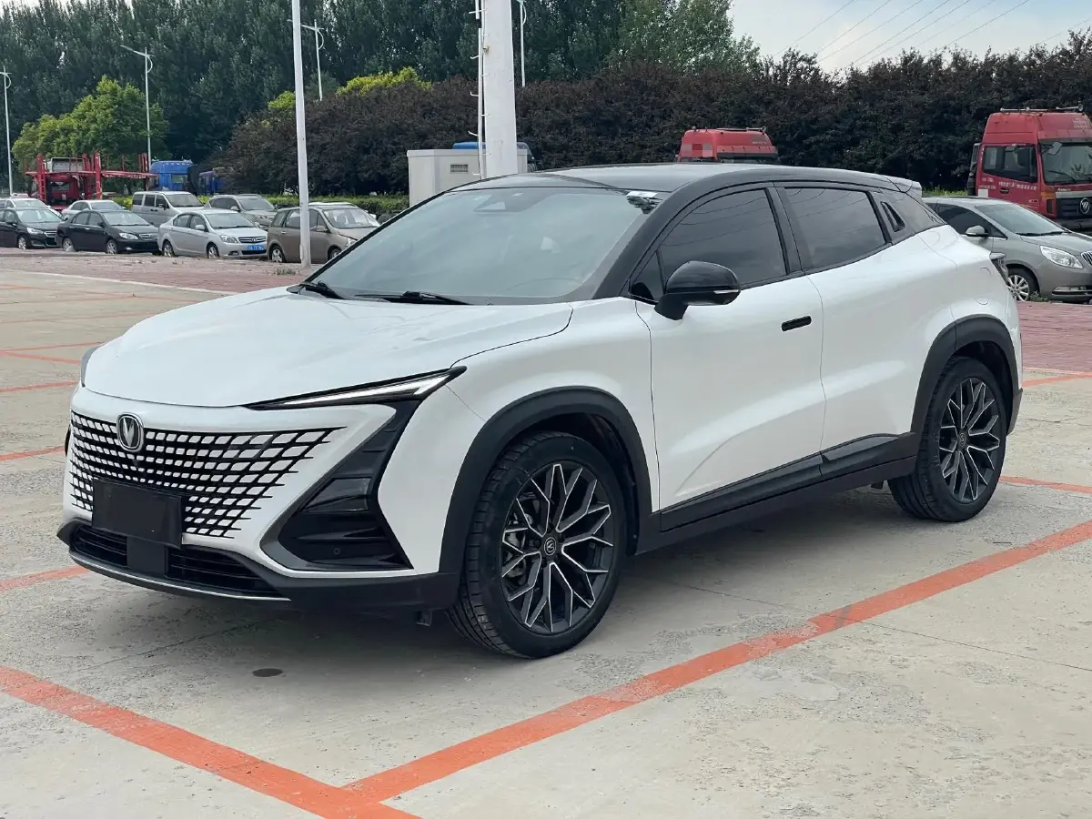 2022 ChangAn UNI-T 1.5T 188HP L4 7DCT