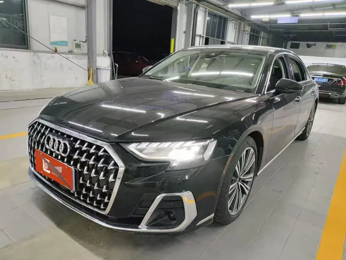 2023 Audi A8 3.0T 286HP V6 8AT