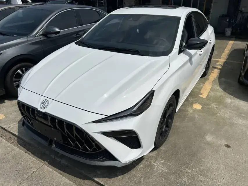 2022 MG 5 Scorpio 1.5T 181HP L4 7DCT