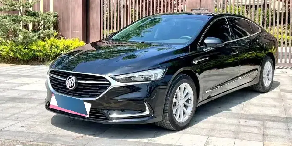 2022 Buick Larcosse 1.5T 169HP L4 9AT