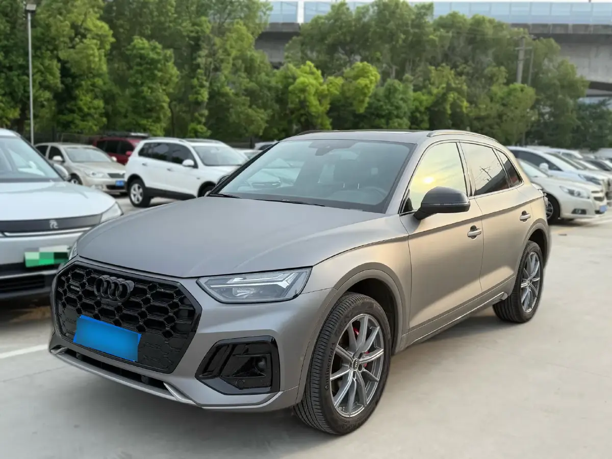 2024 Audi Q5L 2.0T 245HP L4 7DCT