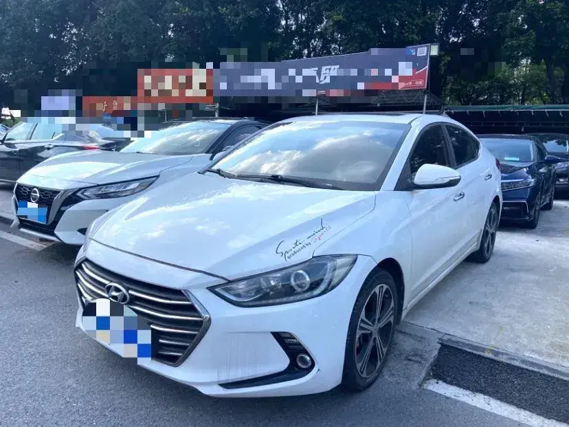 2018 Hyundai Elantra 1.4T 130HP L4 7DCT