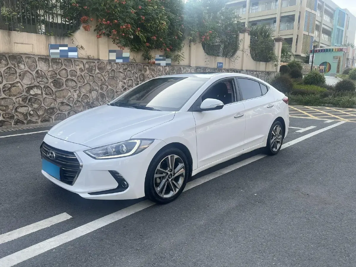 2016 Hyundai Elantra 1.6L 130HP L4 6AT