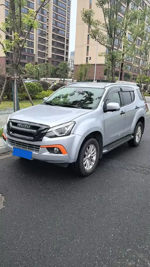 2018 Isuzu Mu-X 1.9T 163HP L4 6AT