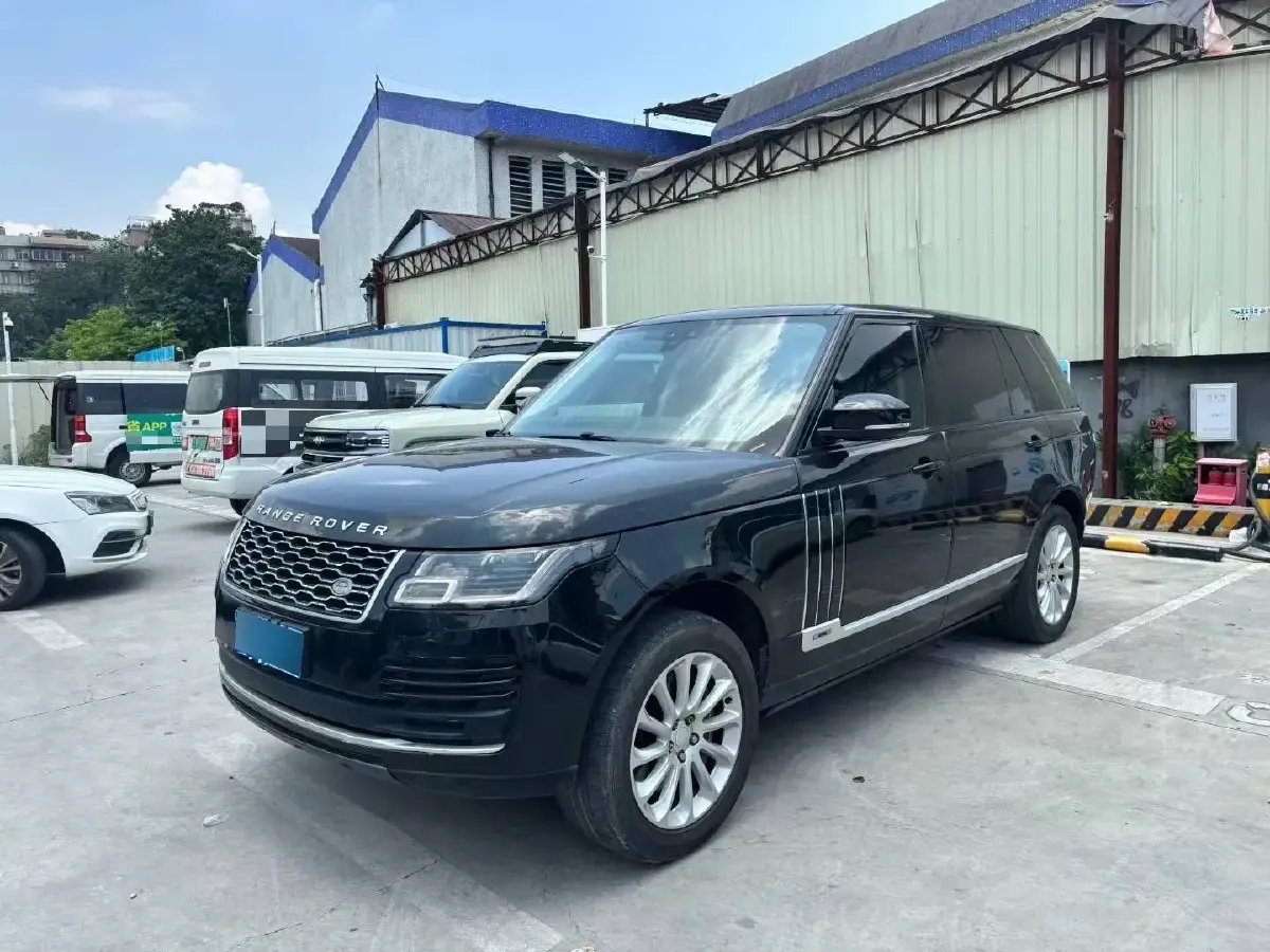 2018 Land Rover Range Rover 3.0T 381HP V6 8AT