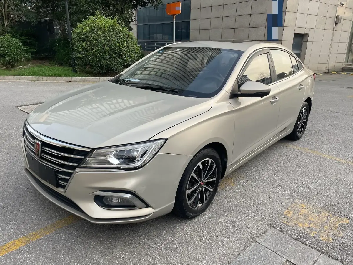 2020 Roewe i5 1.5L 120HP L4 CVT