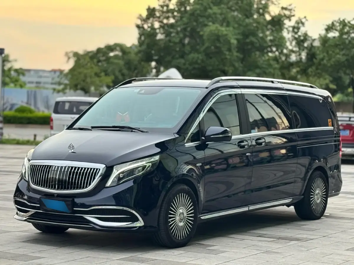 2021 Mercedes-Benz V Class 2.0T 211HP L4 9AT