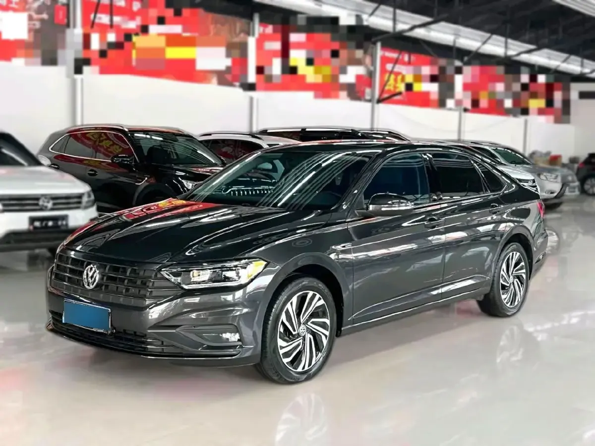 2022 Volkswagen Sagitar 1.2T 116HP L4 7DCT