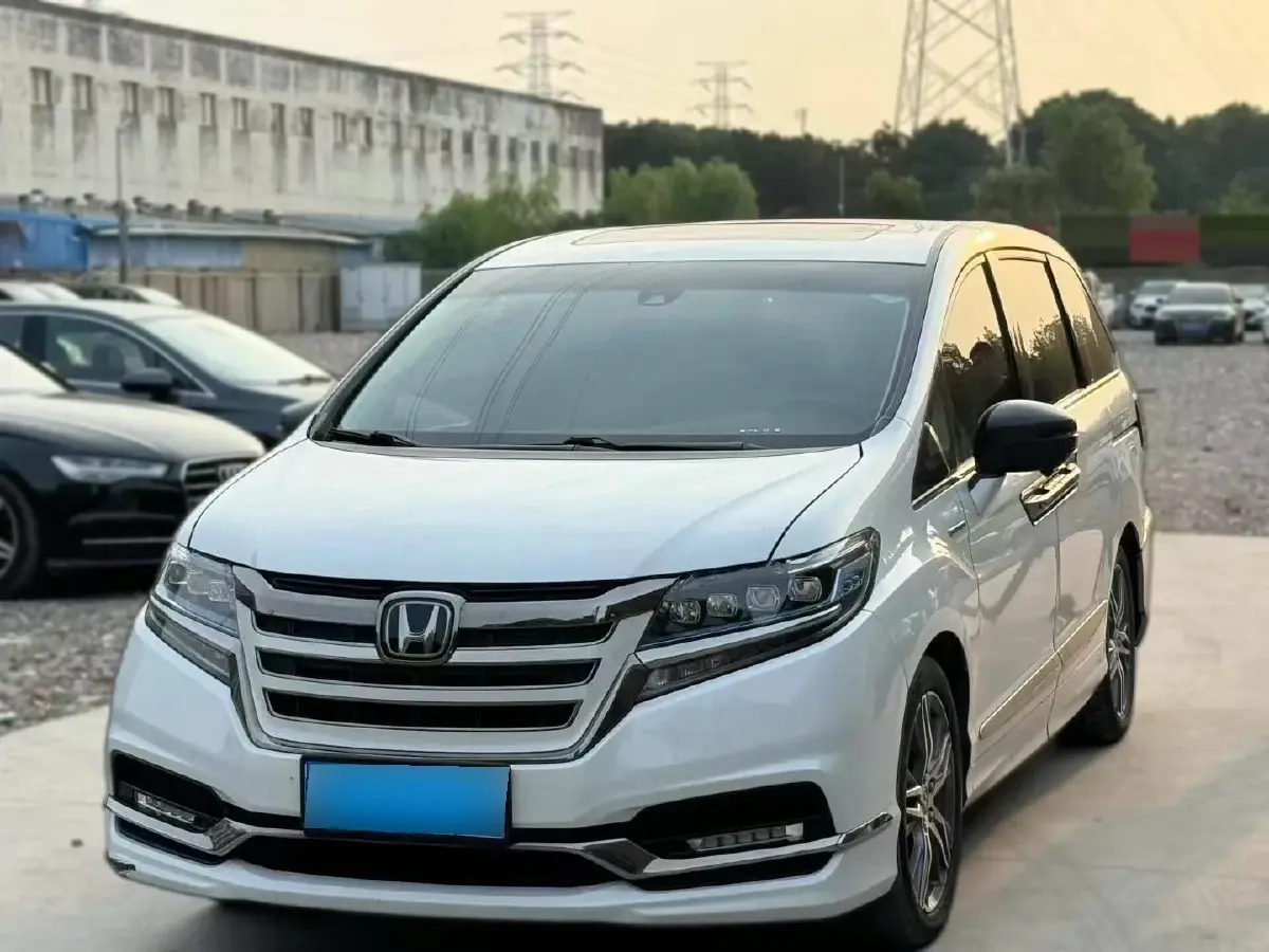 2019 Honda Elysioin 2.0L 146HP L4 E-CVT Hybrid