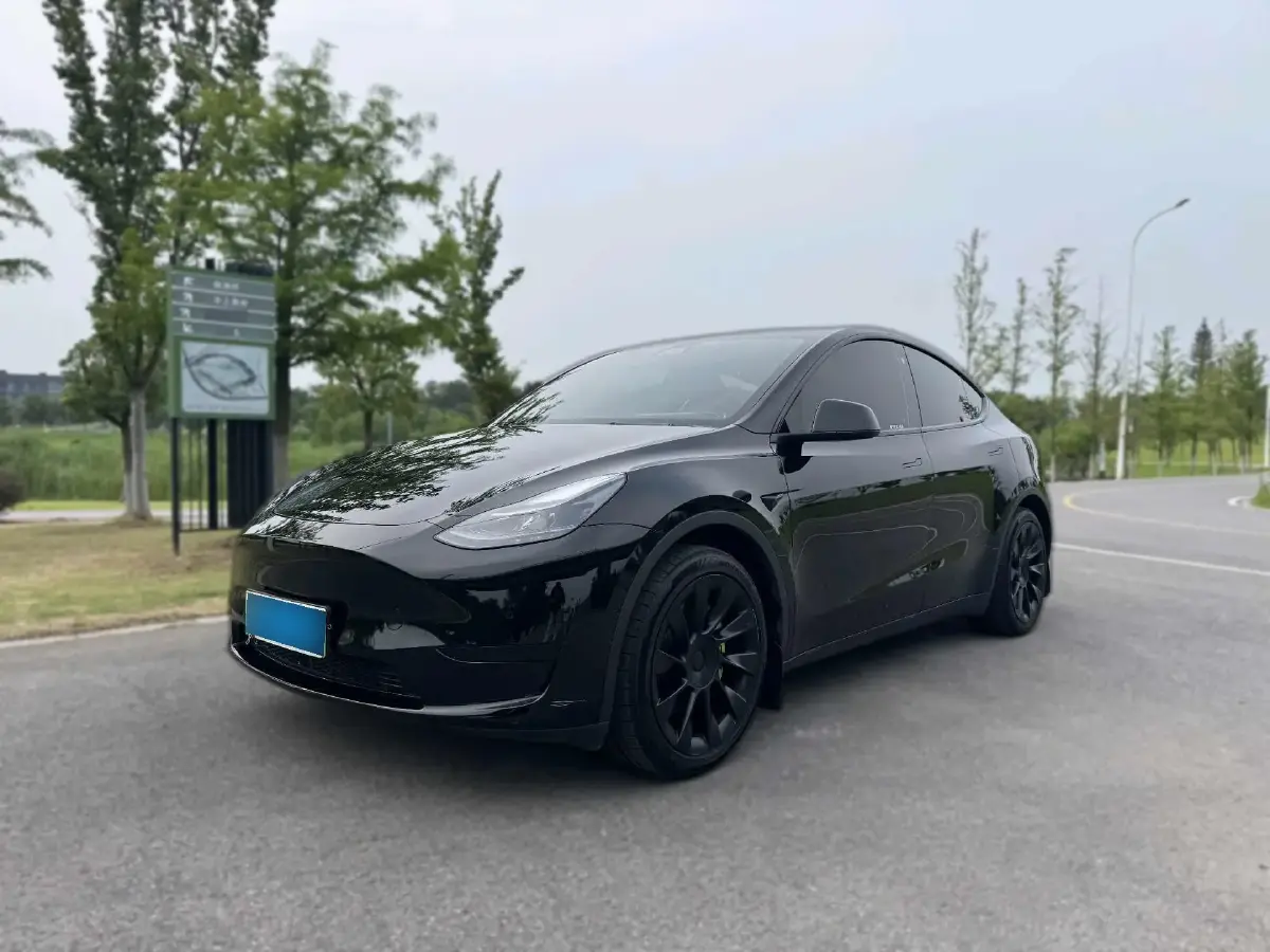 2022 Tesla Model Y BEV 60KWH