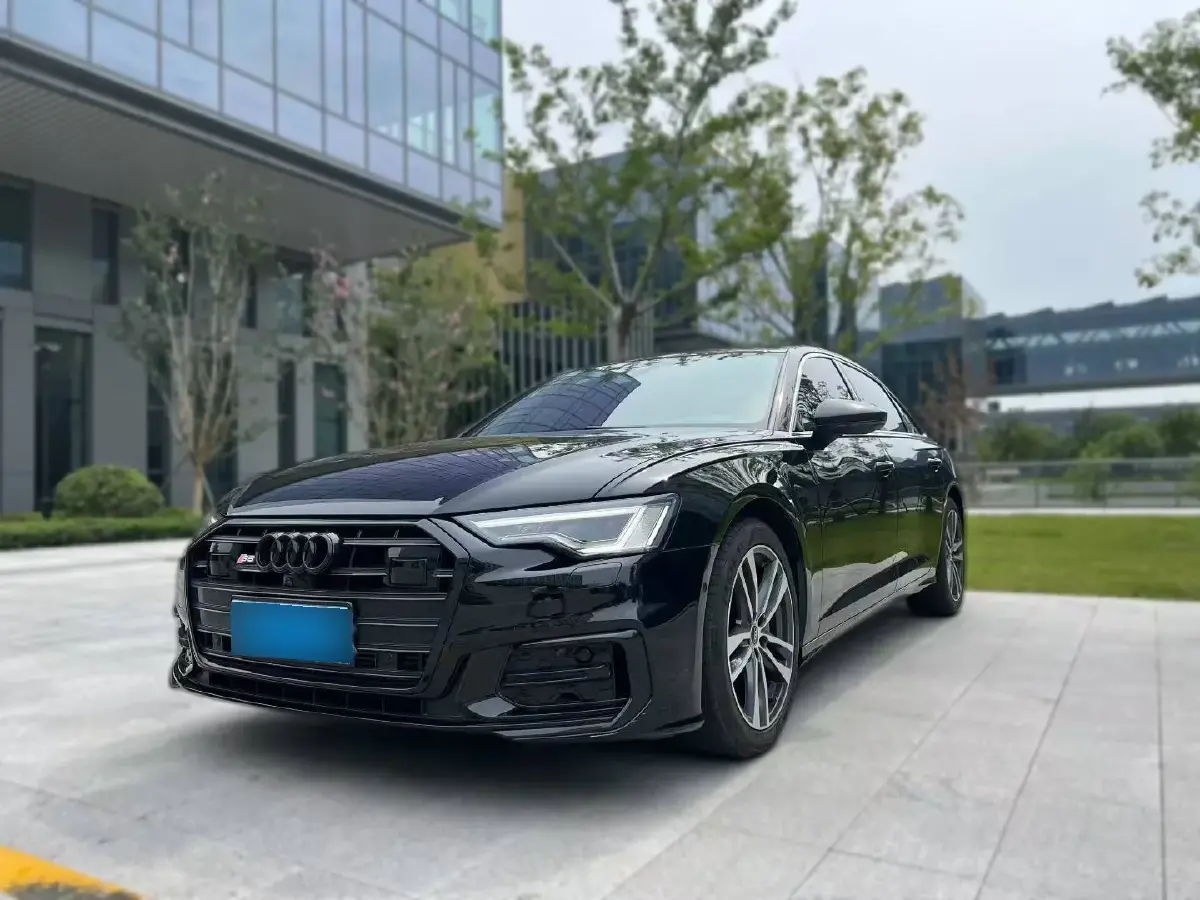 2024 Audi A6L 2.0T 245HP L4 7DCT