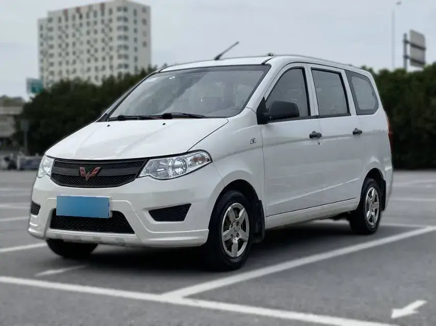 2018 WuLing HongGuang 1.5L 105HP L4 5MT