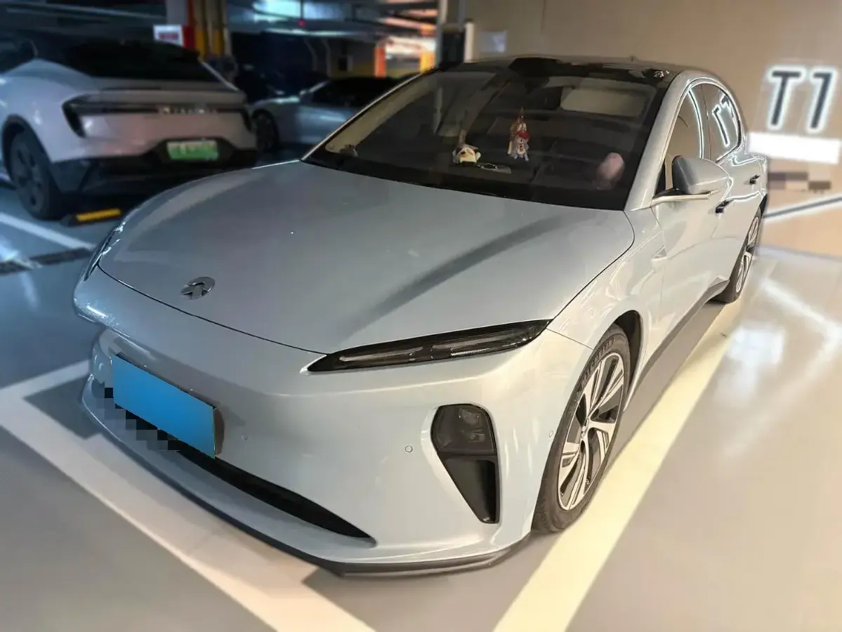 2022 NIO ET5 BEV 75KWH