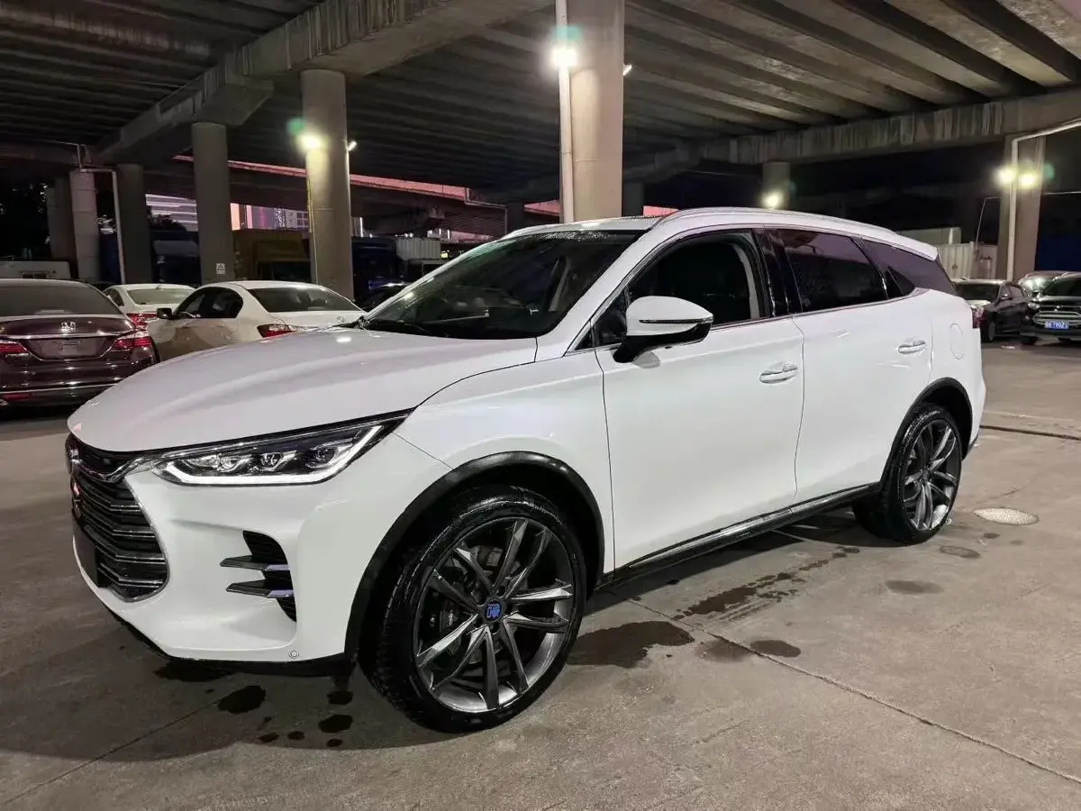 2018 BYD Tang 2.0T 205HP L4 6DCT PHEV 23.97KWH