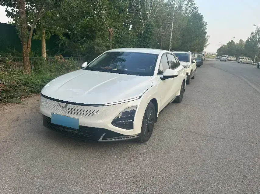 2023 WuLing XingGuang 1.5L 106HP L4 E-CVT PHEV 9.5KWH